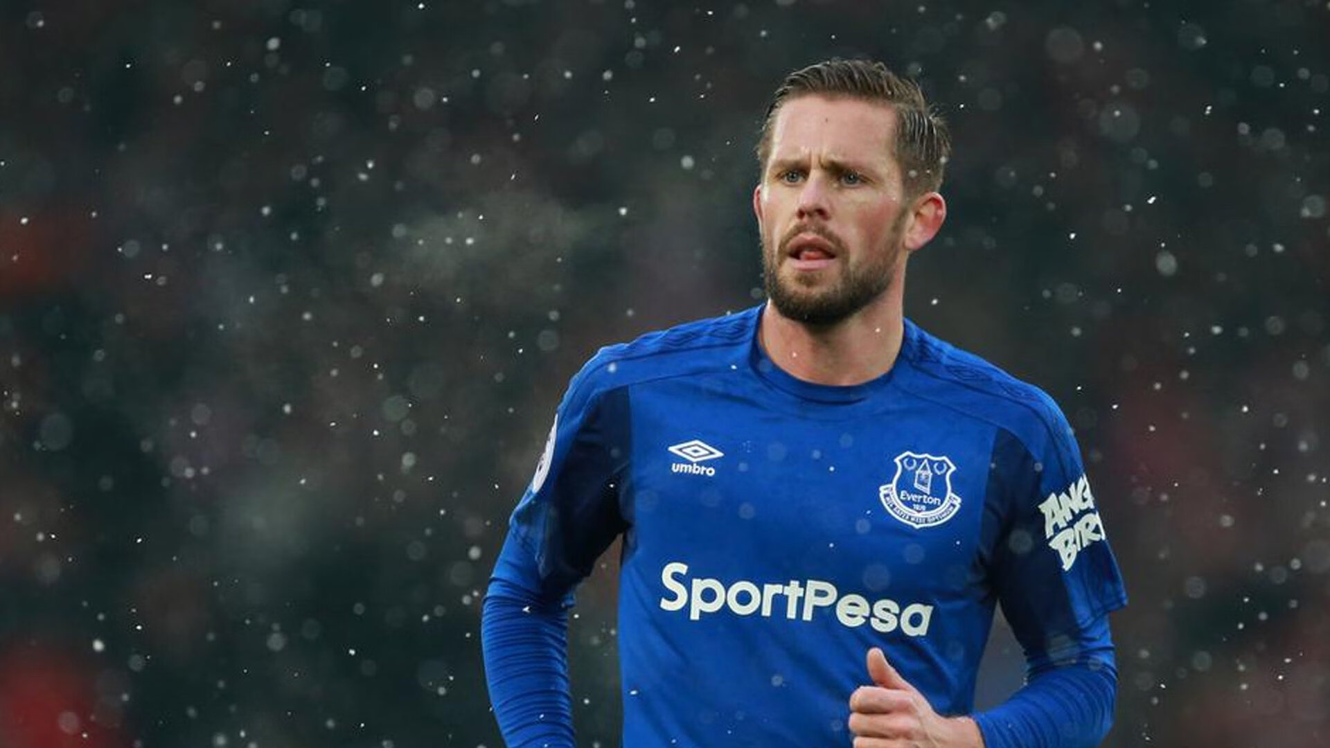 《最受期待的战队转会:重磅签约引发热议》,2022战队