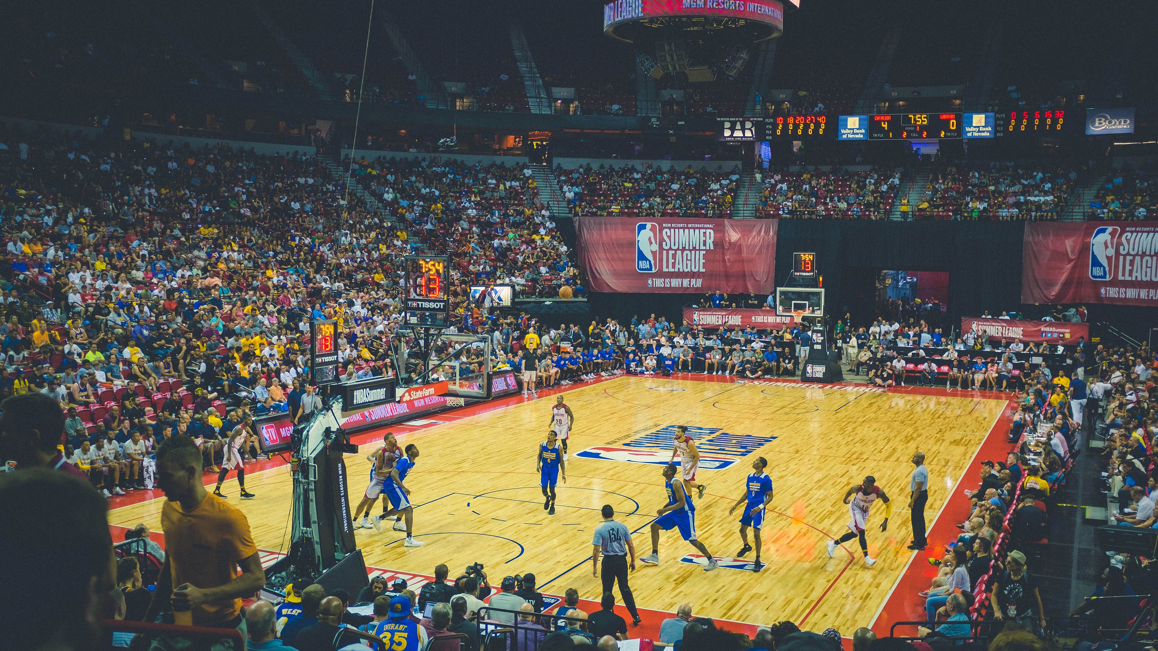 开云体育娱乐app安全-新赛季亮点：球队阵容的重大调整分析，新赛季球队排名